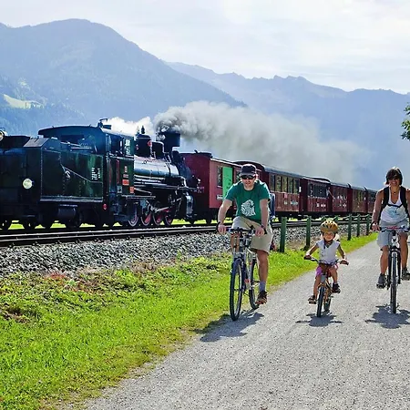 In Zillertal Near Spieljochbahn Apartment Fügen