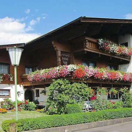 In Zillertal Near Spieljochbahn * フューゲン