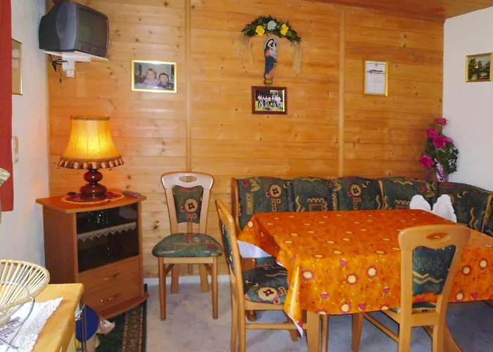 In Zillertal Near Spieljochbahn * Фюген